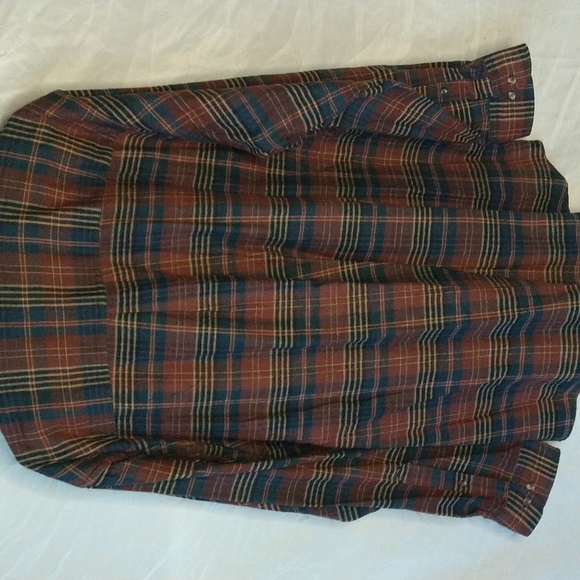 Northwest Territory flannel - Picture 2 of 3